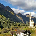 Hostel Jugend- Und Familiengaestehaus *