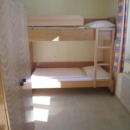 호스텔 Jugend- Und Familiengaestehaus *