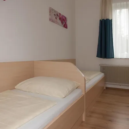 Hostel Jugend- Und Familiengästehaus *