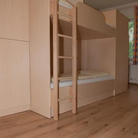 Jugend- Und Familiengaestehaus Hostel