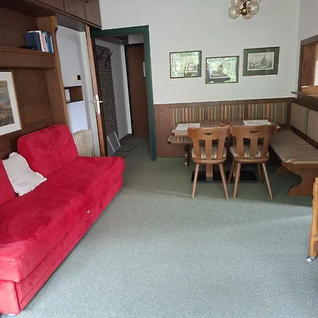 Jugend- Und Familiengaestehaus Hostel