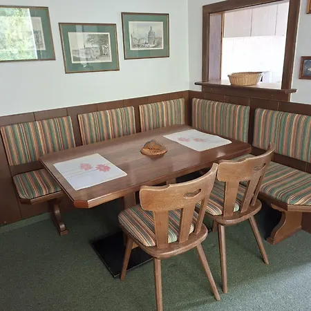 Hostel Jugend- Und Familiengaestehaus Heiligenblut