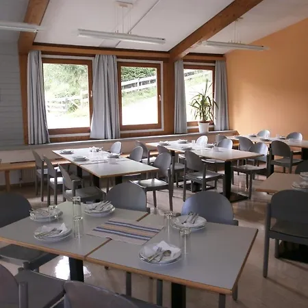 Jugend- Und Familiengaestehaus * 하일리겐불루트