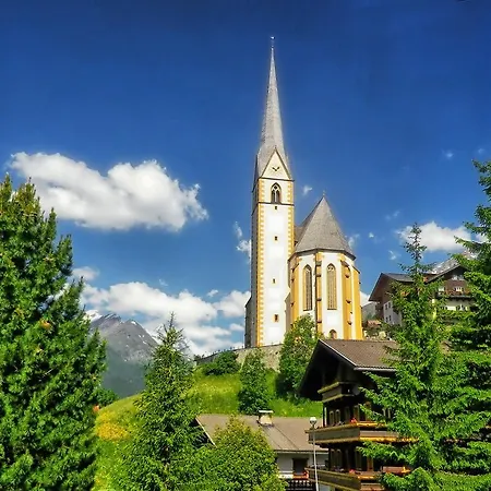 Jugend- Und Familiengastehaus *