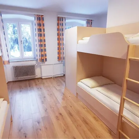 Jugend- Und Familiengastehaus بيت شباب