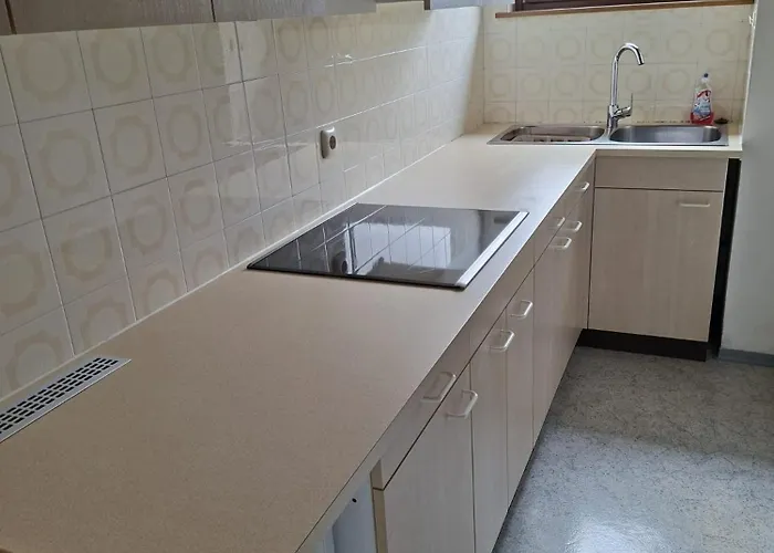 Jugend- Und Familiengaestehaus Hostel *