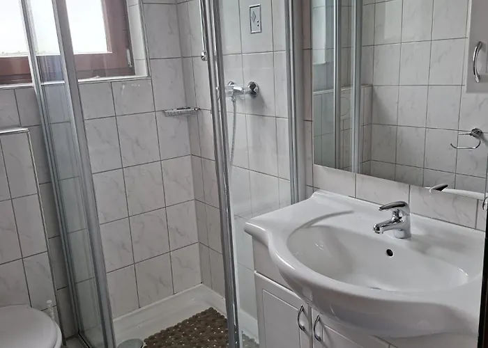 Hostel Jugend- Und Familiengaestehaus *