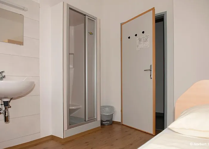 Hostel Jugend- Und Familiengaestehaus *